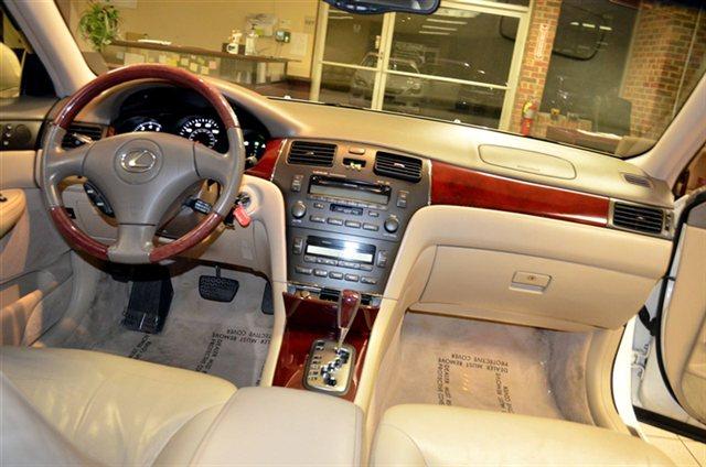 2002 Lexus ES 300 Unknown