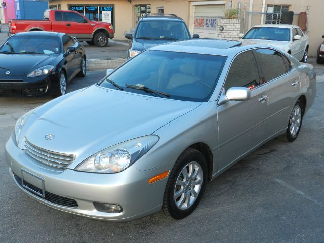 2003 Lexus ES 300 Roadtrek