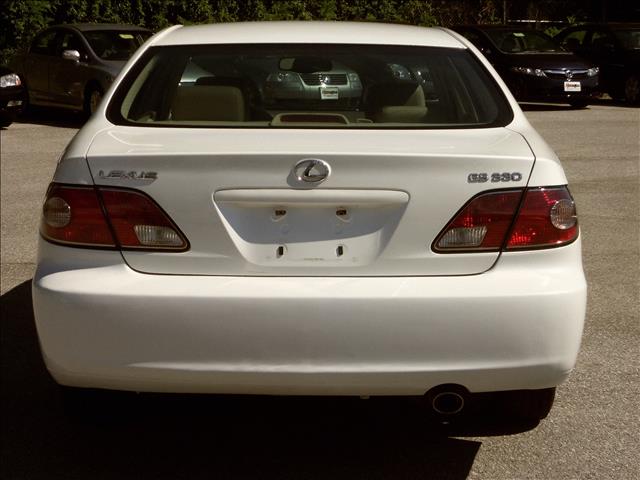 2004 Lexus ES 330 Base