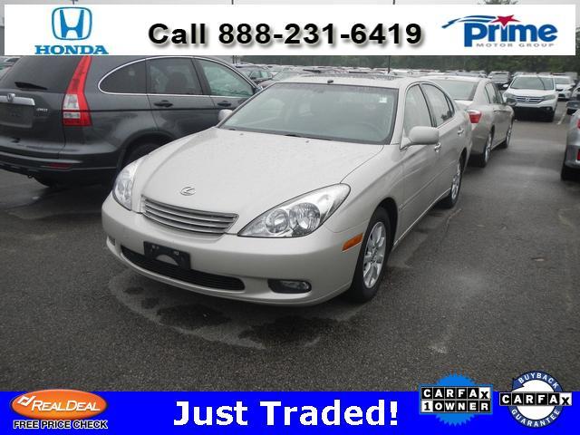 2004 Lexus ES 330 Pickup 2D 6 Ft