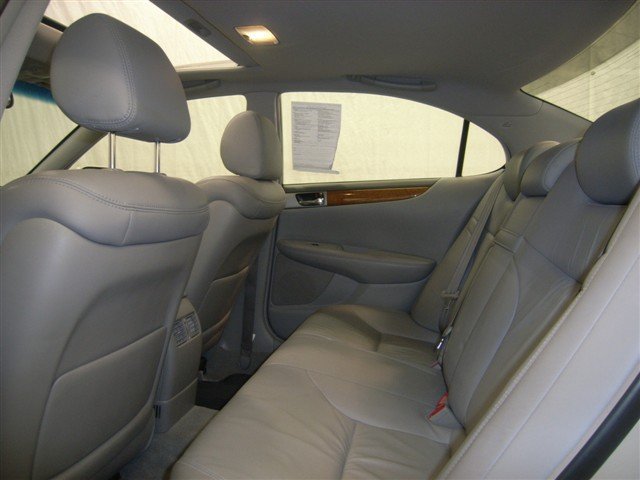2005 Lexus ES 330 Base