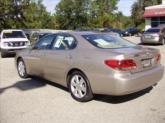 2005 Lexus ES 330 Base