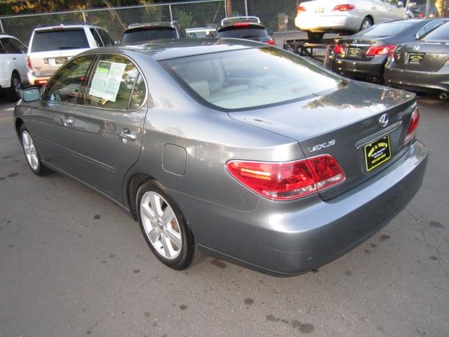 2005 Lexus ES 330 SE Sedan