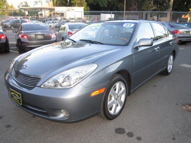 2005 Lexus ES 330 SE Sedan