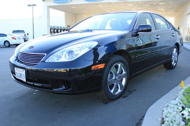 2005 Lexus ES 330 Base