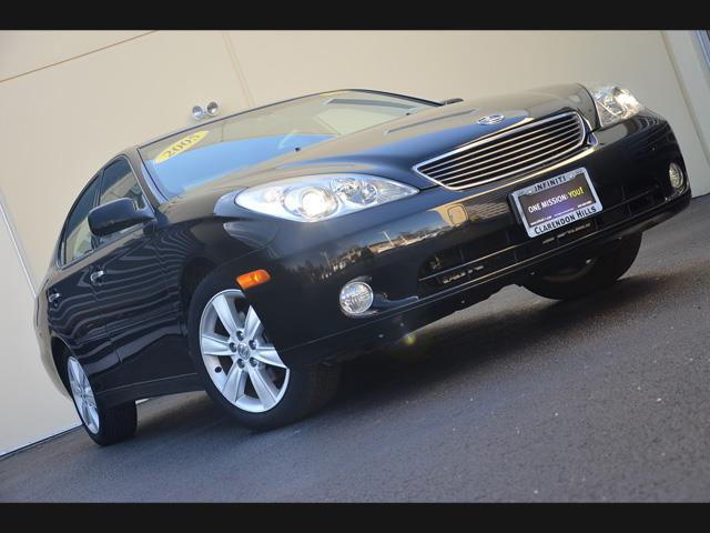 2005 Lexus ES 330 Pickup 2D 6 Ft