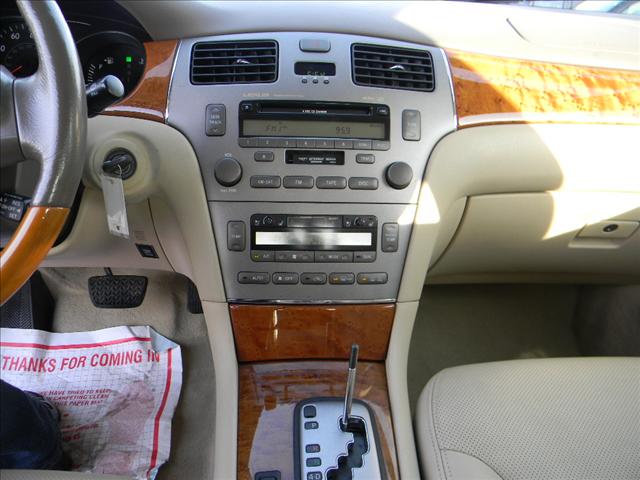 2005 Lexus ES 330 Base