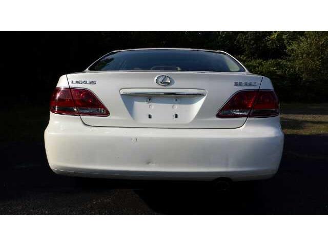 2005 Lexus ES 330 Pickup 2D 6 Ft