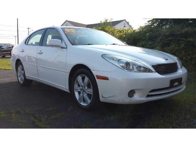 2005 Lexus ES 330 Pickup 2D 6 Ft