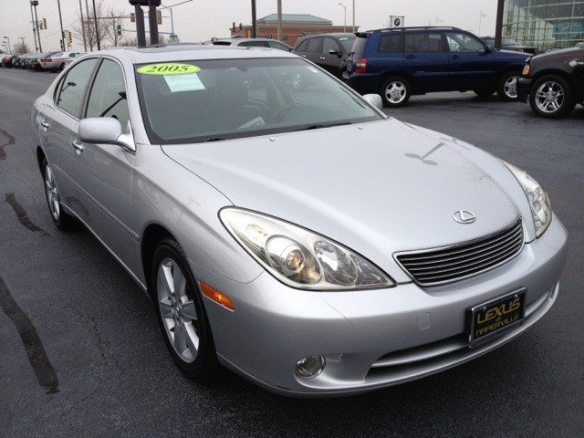 2005 Lexus ES 330 Base