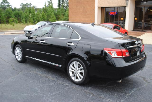 2011 Lexus ES 350 Limited Sport Utility 4D