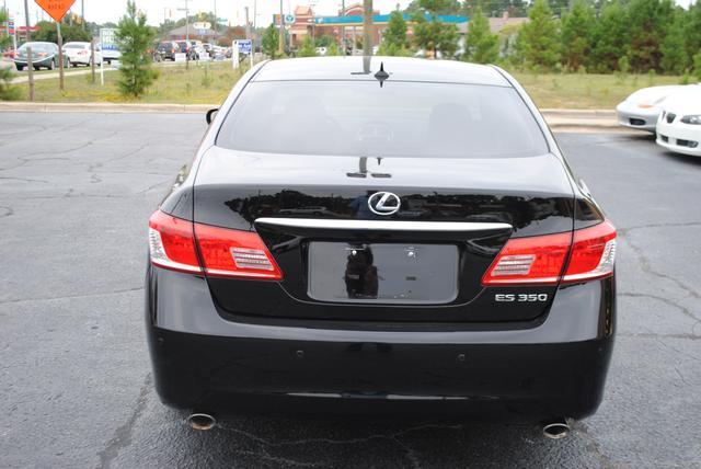 2011 Lexus ES 350 Limited Sport Utility 4D