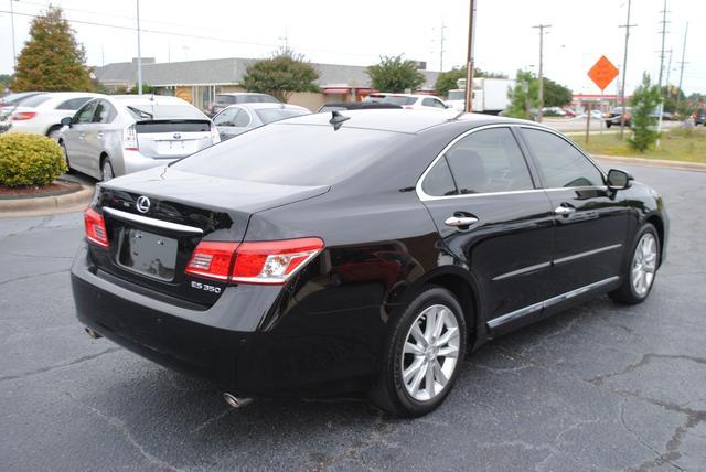 2011 Lexus ES 350 Limited Sport Utility 4D