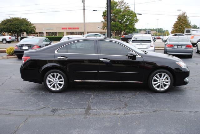 2011 Lexus ES 350 Limited Sport Utility 4D