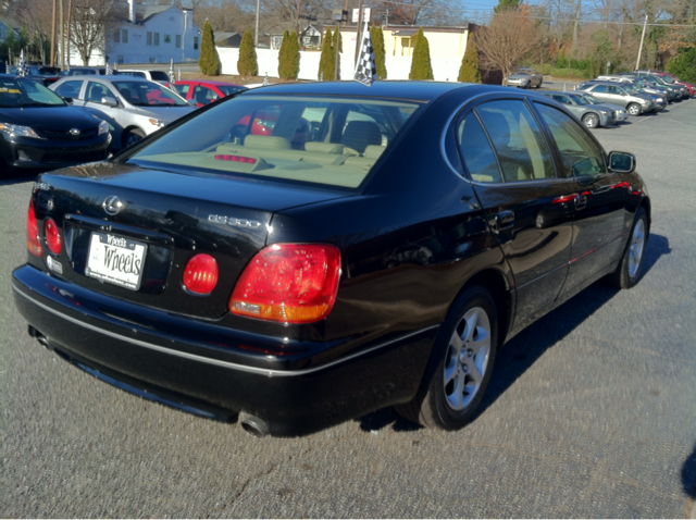 2003 Lexus GS Base Sletruck