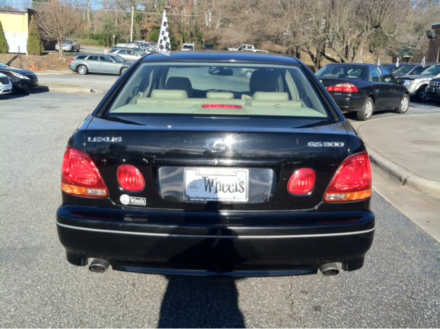2003 Lexus GS Base Sletruck