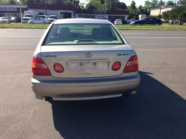 2000 Lexus GS 300-400 Base Sletruck