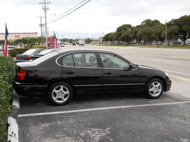 1999 Lexus GS 300 2