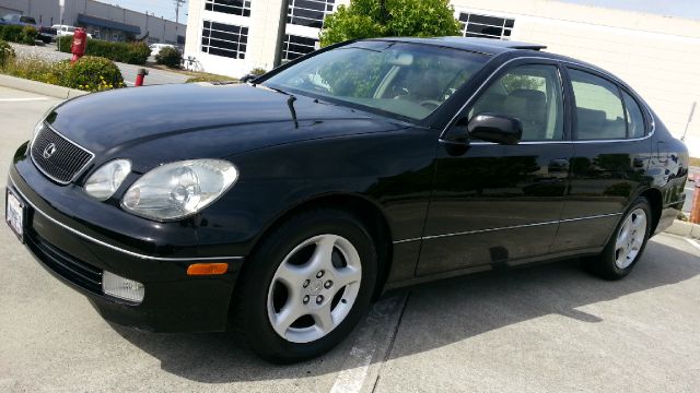2000 Lexus GS 300 L.T. 4-w.d. 5.3L
