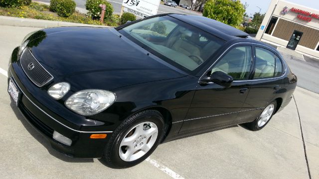 2000 Lexus GS 300 L.T. 4-w.d. 5.3L