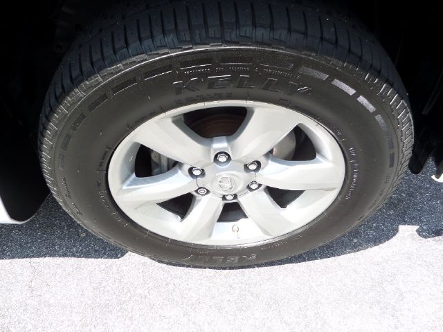 2010 Lexus GX 460 Scion XB