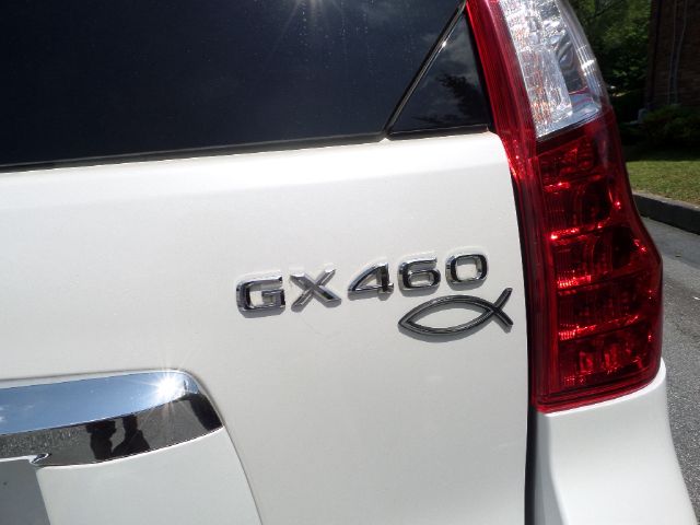2010 Lexus GX 460 Scion XB