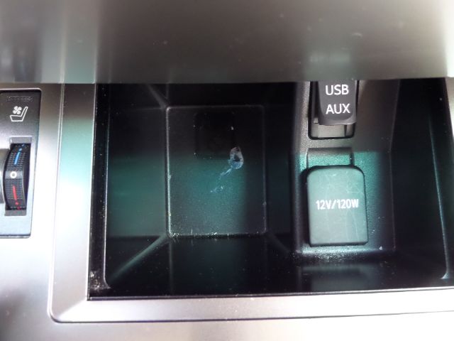 2010 Lexus GX 460 Scion XB