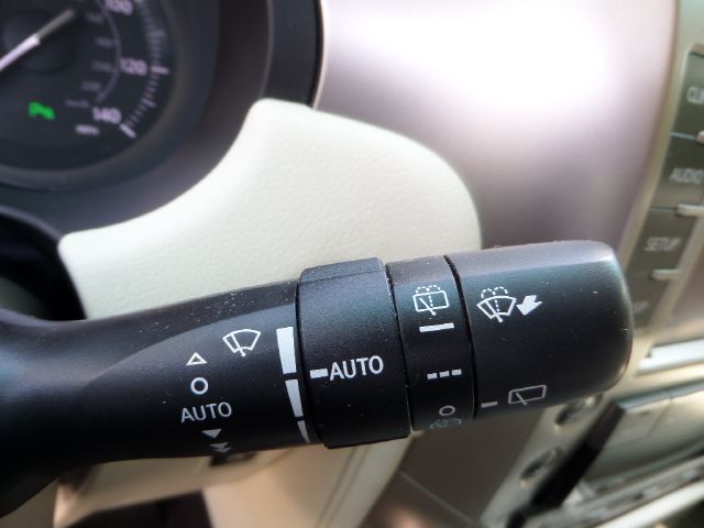 2010 Lexus GX 460 Scion XB