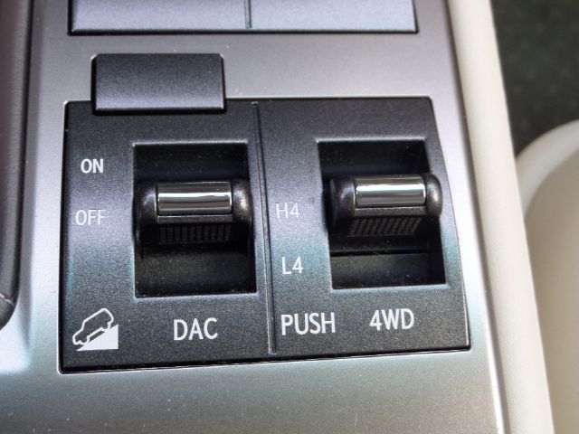 2010 Lexus GX 460 Scion XB