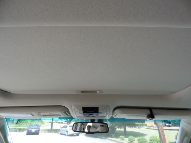 2010 Lexus GX 460 Scion XB