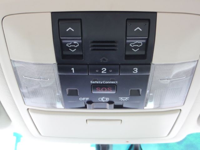 2010 Lexus GX 460 Scion XB