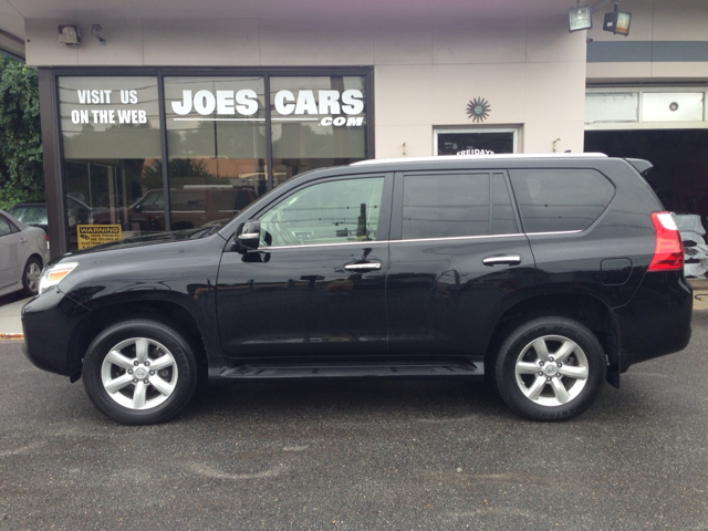 2010 Lexus GX 460 Scion XB