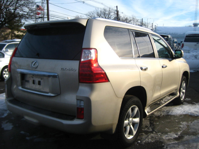 2011 Lexus GX 460 Scion XB