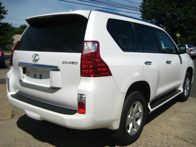 2011 Lexus GX 460 Scion XB