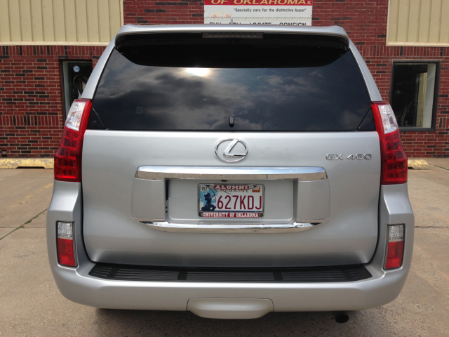 2012 Lexus GX 460 Scion XB