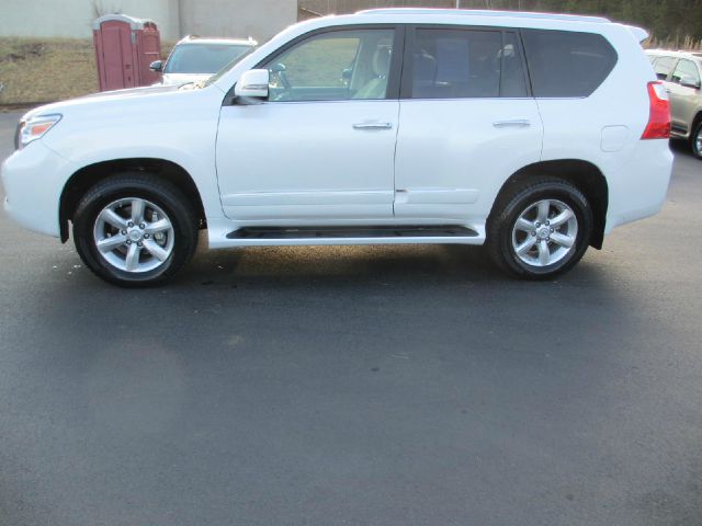 2012 Lexus GX 460 Scion XB