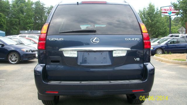 2004 Lexus GX 470 Scion XB