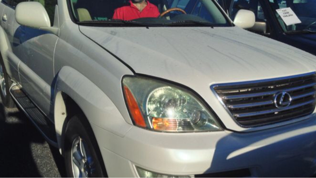 2005 Lexus GX 470 Scion XB