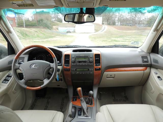 2006 Lexus GX 470 Scion XB