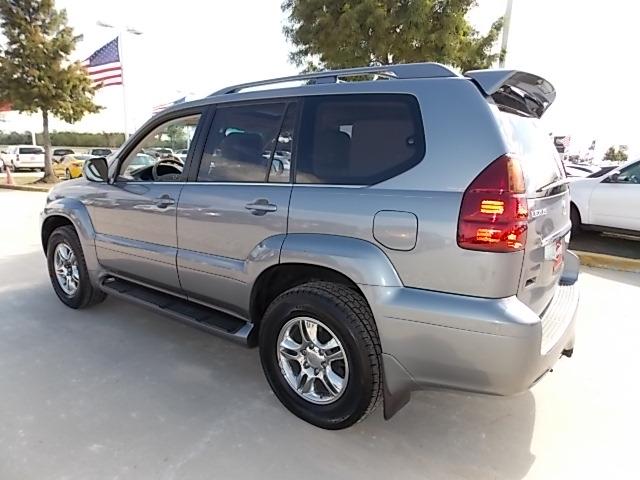 2006 Lexus GX 470 Hbrio5 LX