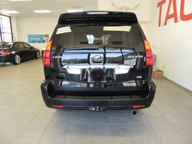 2006 Lexus GX 470 Scion XB