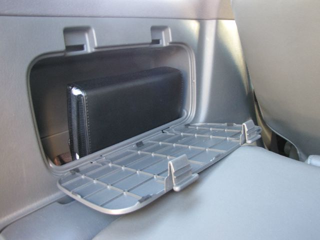 2007 Lexus GX 470 Scion XB