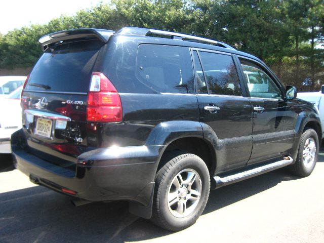 2008 Lexus GX 470 Scion XB