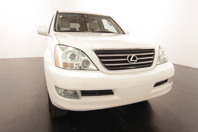 2008 Lexus GX 470 Scion XB