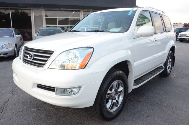 2009 Lexus GX 470 Scion XB