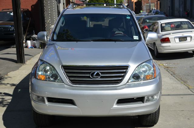 2009 Lexus GX 470 Scion XB