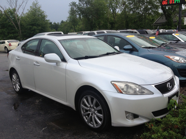 2007 Lexus IS 4WD 4-door Sport/entertainment Pkg