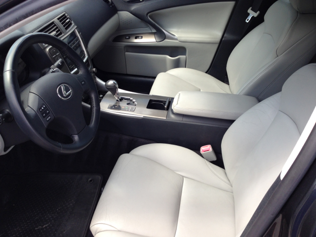 2007 Lexus IS Ext Cab SLE Longbed