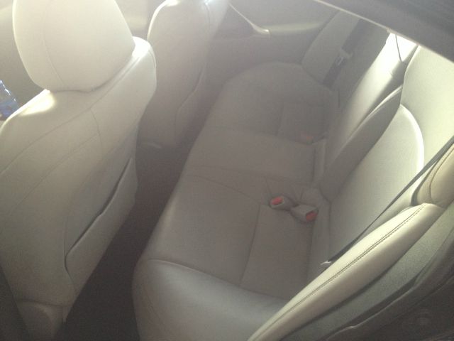 2006 Lexus IS 250 4WD 4-door Sport/entertainment Pkg