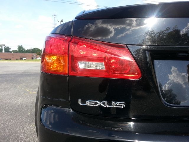 2006 Lexus IS 250 4X4 Crew Cab Super Duty Lariat